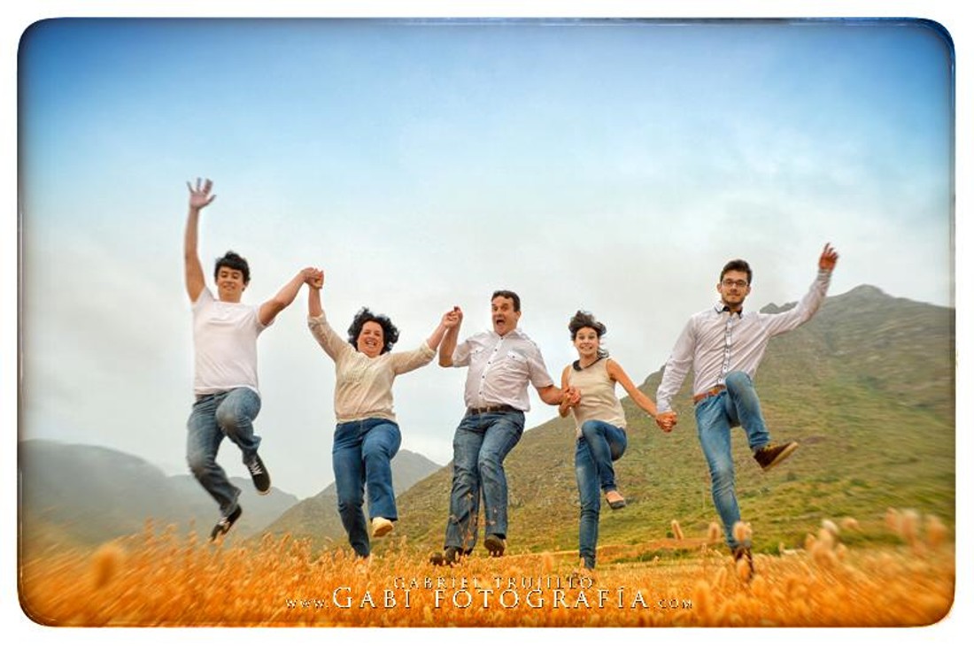 0003-sesion-fotos-en-familia-retratos de familia-bodas-de-plata-gabi-fotografo-tenerife-canarias-