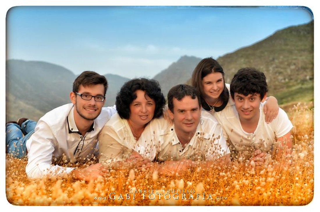 0006-sesion-fotos-en-familia-retratos de familia-bodas-de-plata-gabi-fotografo-tenerife-canarias-