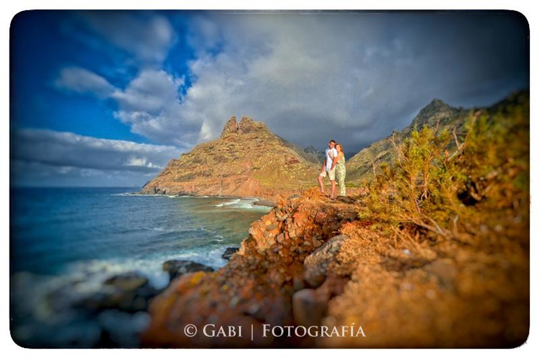 2-sesion-fotos-parejas-bodas-preboda-tenerife-gabi-exterior-diferentes- (1)