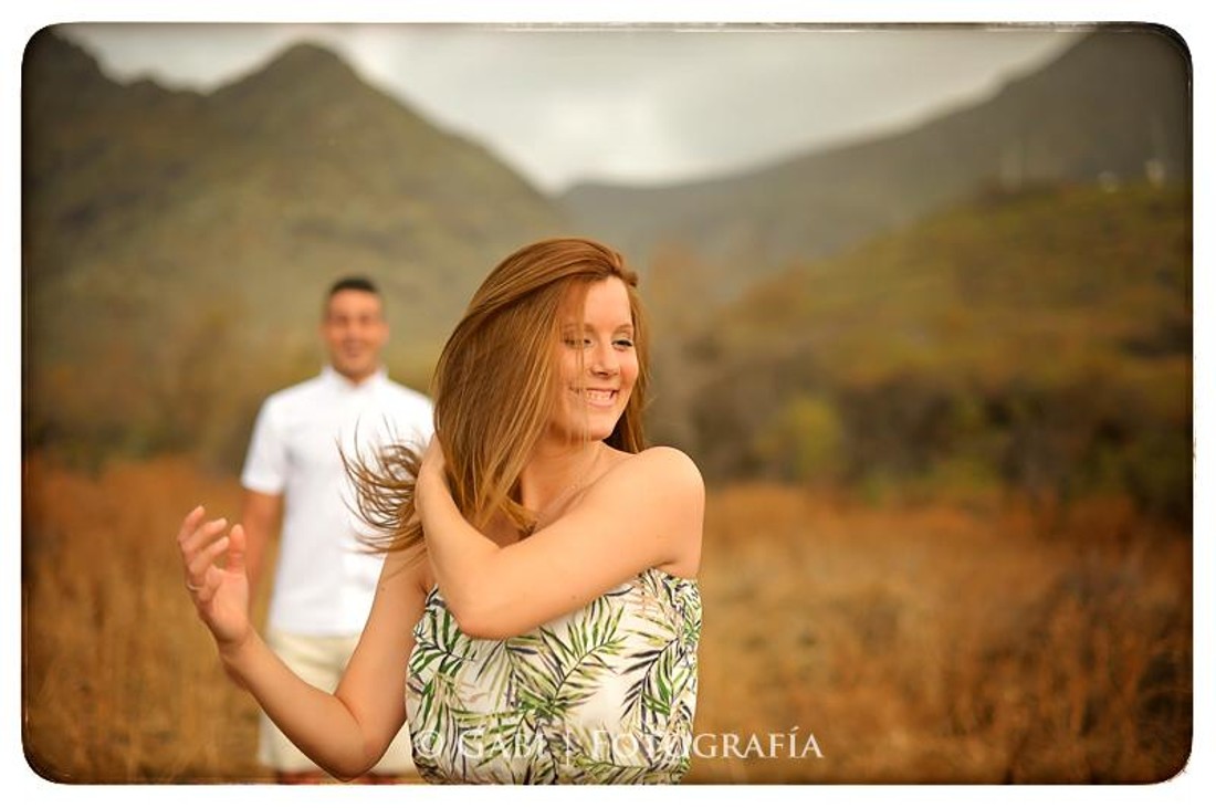 2-sesion-fotos-parejas-bodas-preboda-tenerife-gabi-exterior-diferentes-