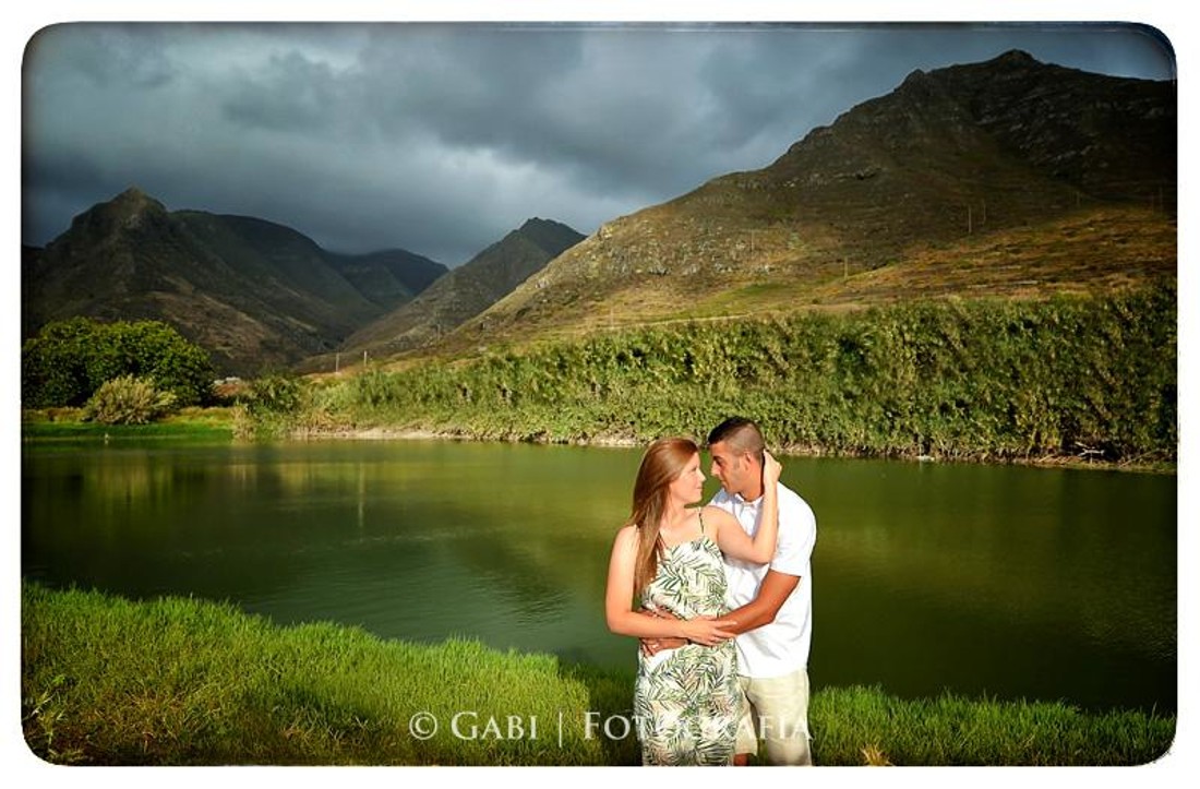 9-sesion-fotos-parejas-bodas-preboda-tenerife-gabi-exterior-diferentes-