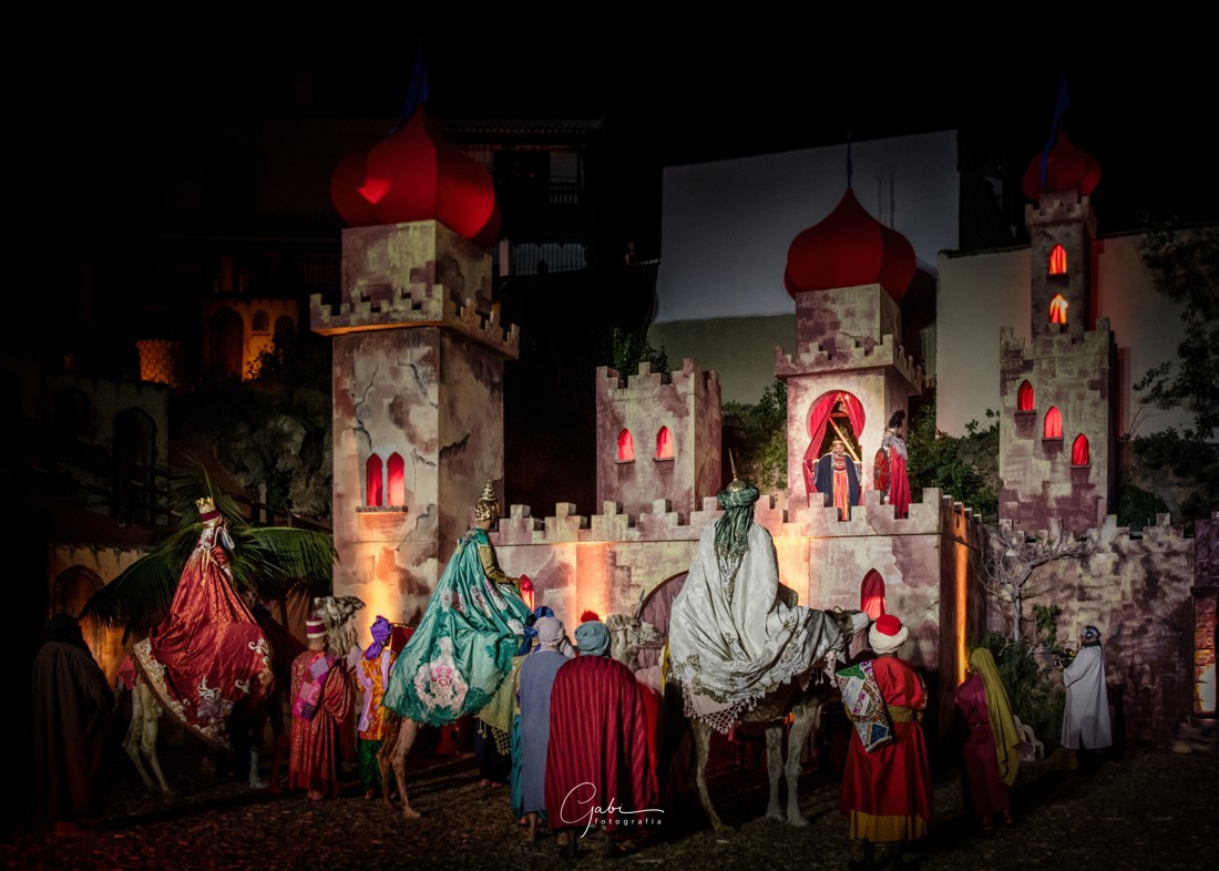 0025-gabi-fotografia-tejina-reyes magos-ARI_1007-Exposure