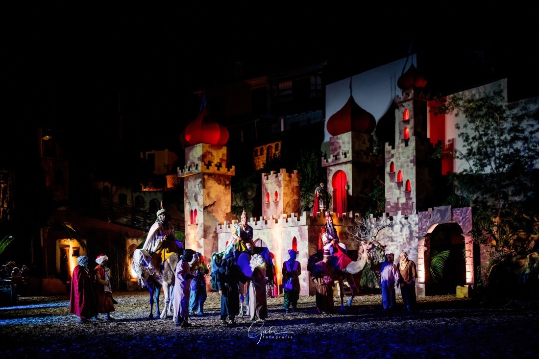 0028-gabi-fotografia-tejina-reyes magos-ARI_1030-Exposure