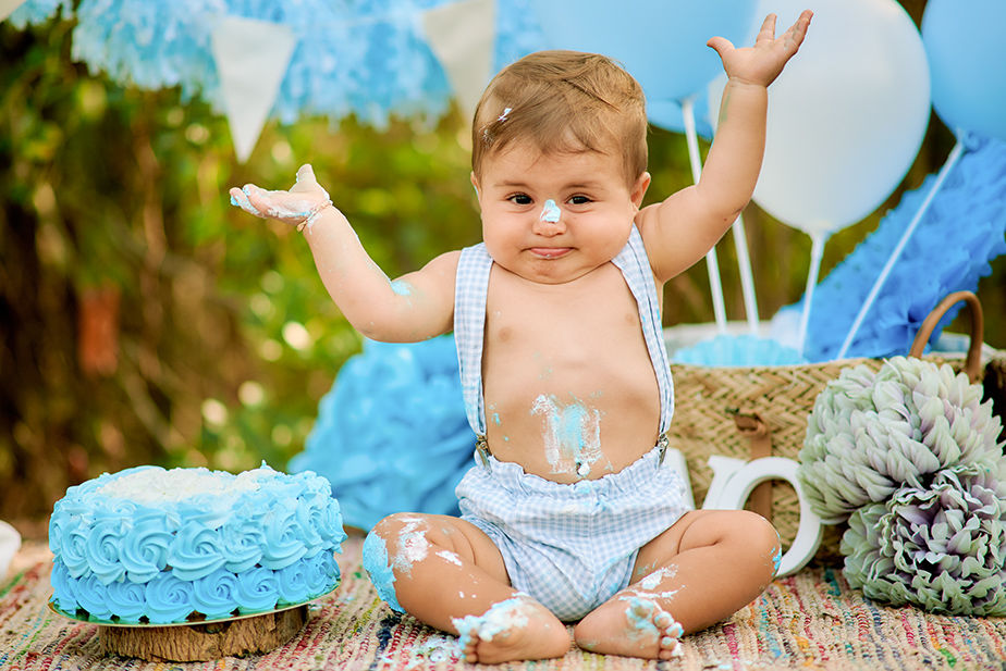 Gabi fotografia, fotografos de tenerife, fotografos las palmas de gran canaria, Fotografia de bodas, niños, BODAS, WEDDING, pre bodas, post bodas,familias,niños,recien nacidos,primera comunion - smash-cake-tenerife-sesion-fotos.jpg
