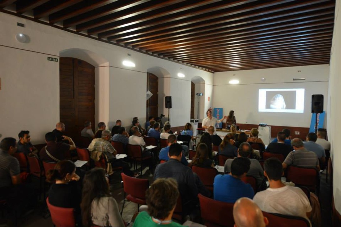 1238378_395710480550965_462950278_n